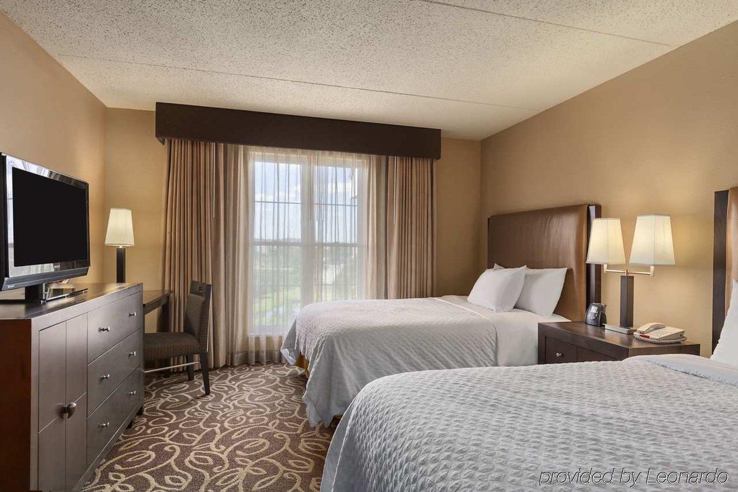 Embassy Suites Pittsburgh - International Airport Coraopolis Esterno foto